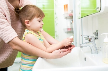 Rửa tay sạch giúp ngăn lây nhiễm bệnh